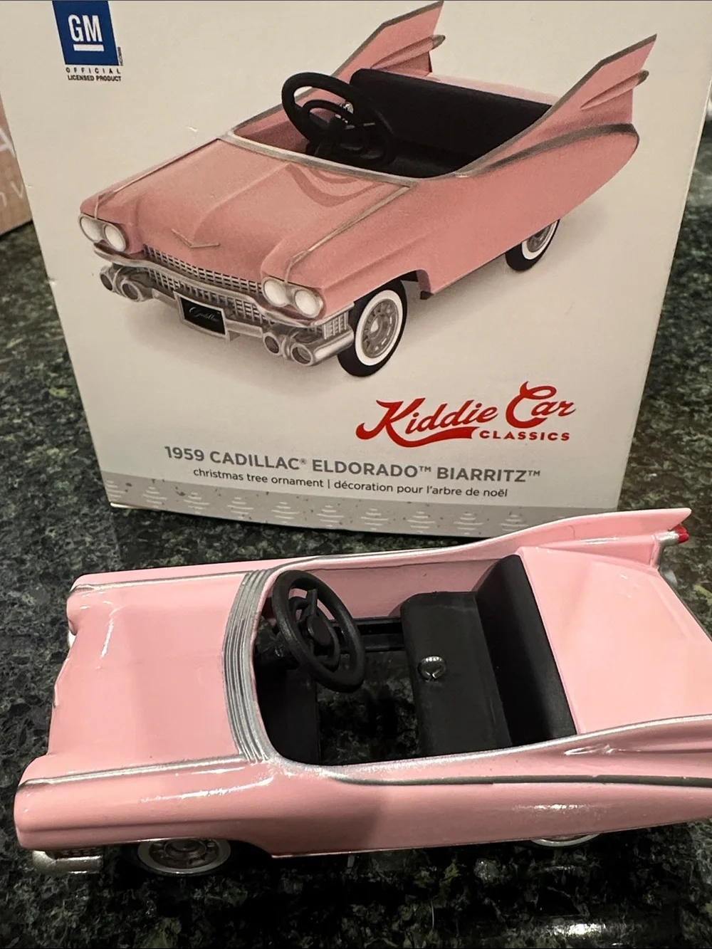 Hallmark keepsake 1959 Cadillac eldorado Biarritz Christmas tree ornament w box